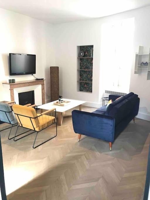 Grand Appartement En Maison De Ville Valréas Εξωτερικό φωτογραφία