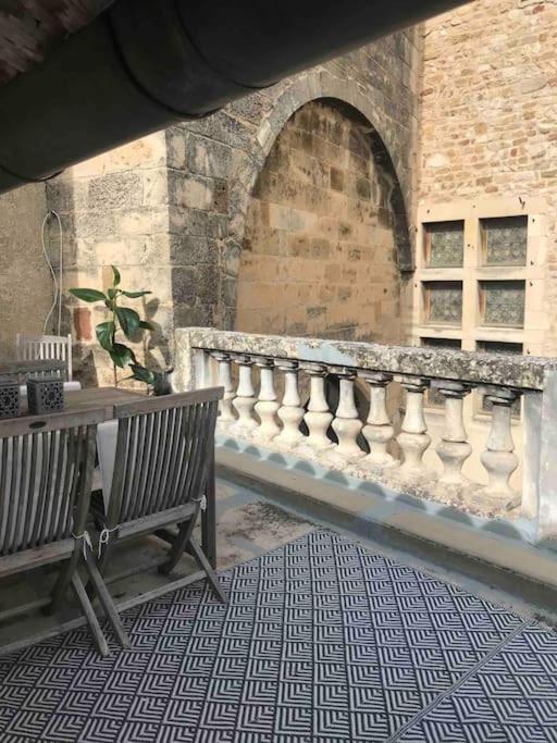 Grand Appartement En Maison De Ville Valréas Εξωτερικό φωτογραφία
